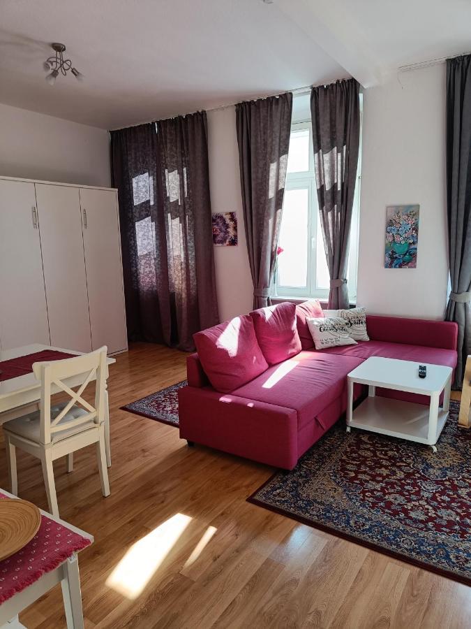 Ferienwohnung Barfly Трабен-Трарбах Экстерьер фото