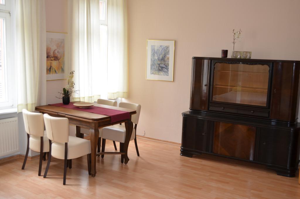 Ferienwohnung Barfly Трабен-Трарбах Экстерьер фото