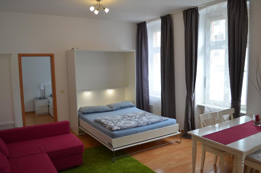 Ferienwohnung Barfly Трабен-Трарбах Экстерьер фото